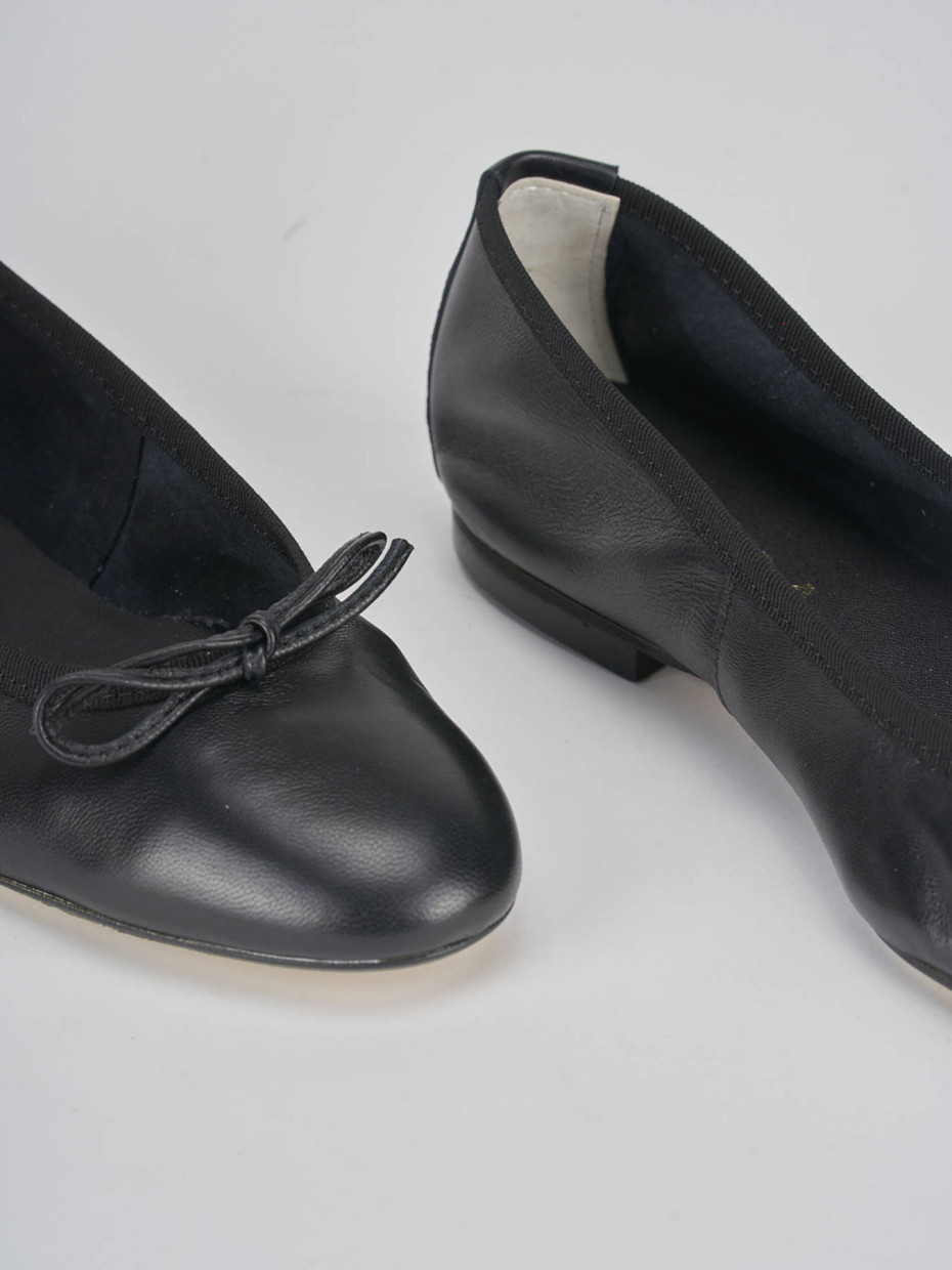 Flat shoes heel 1 cm black leather