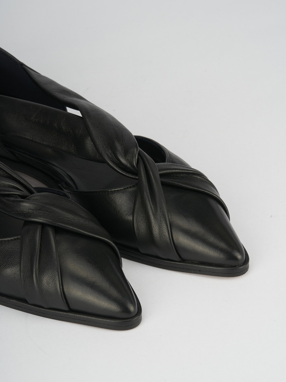 Flat shoes heel 1 cm black leather