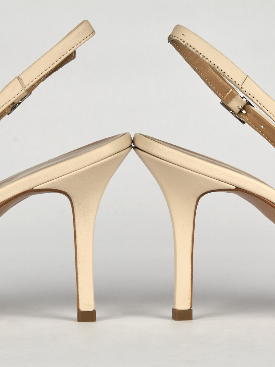 Pumps heel 7 cm beige leather
