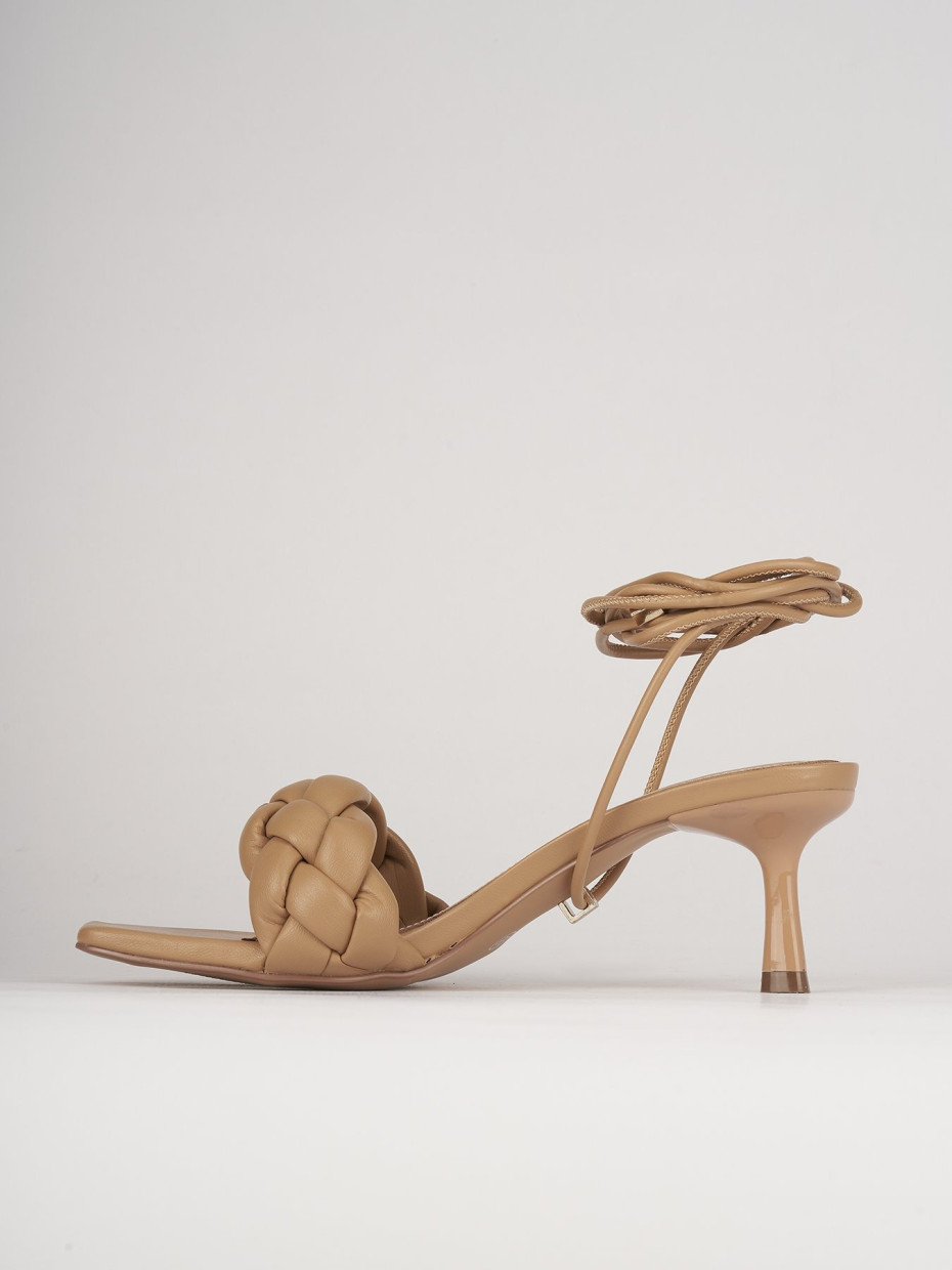 Sandali tacco 5cm pelle beige