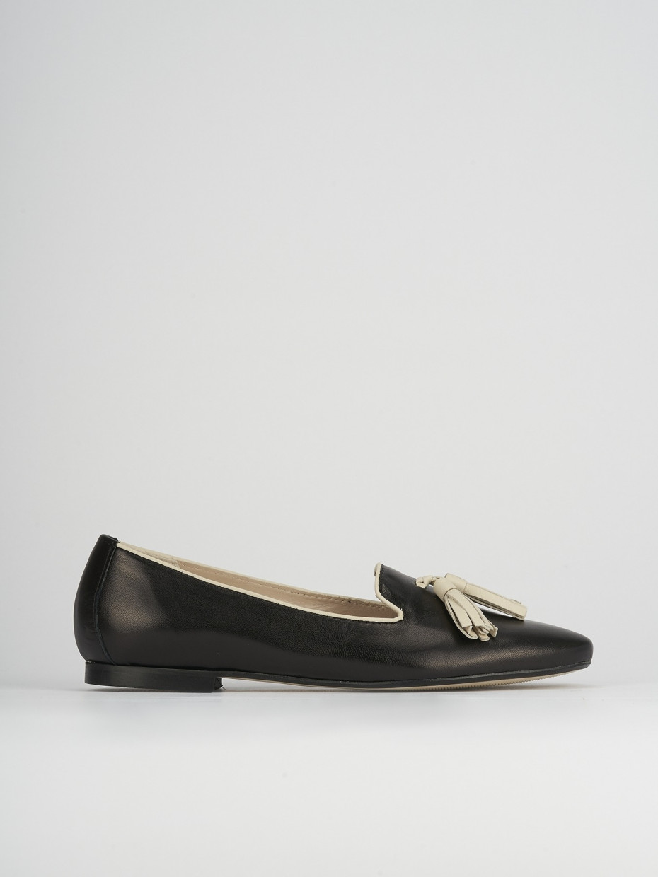 Flat shoes heel 1 cm black leather