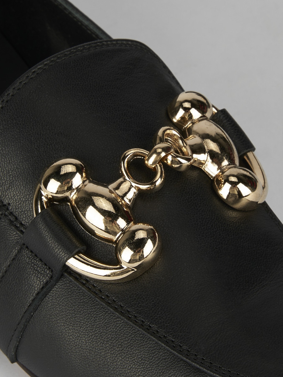 Loafers heel 1 cm black leather