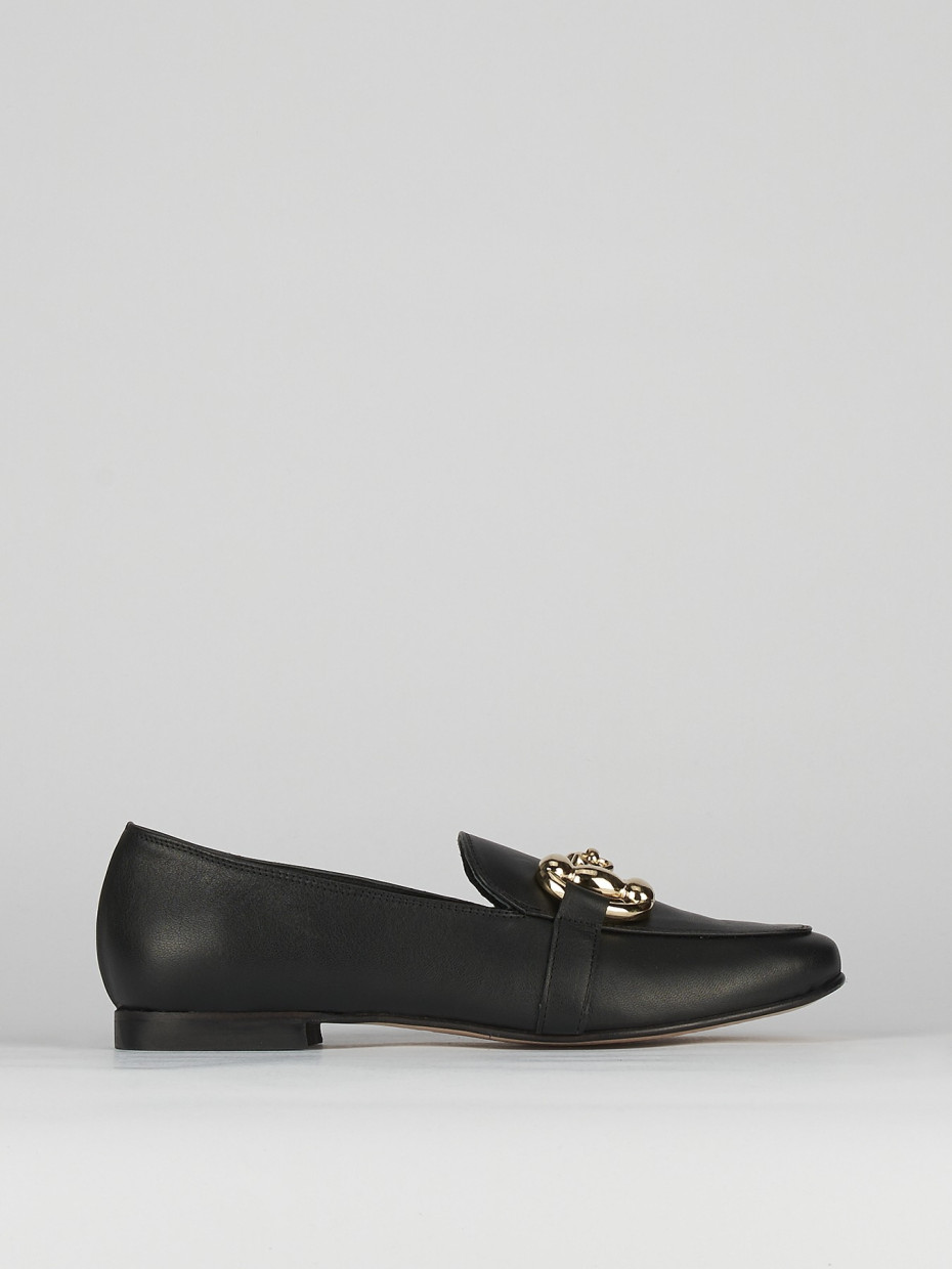 Loafers heel 1 cm black leather