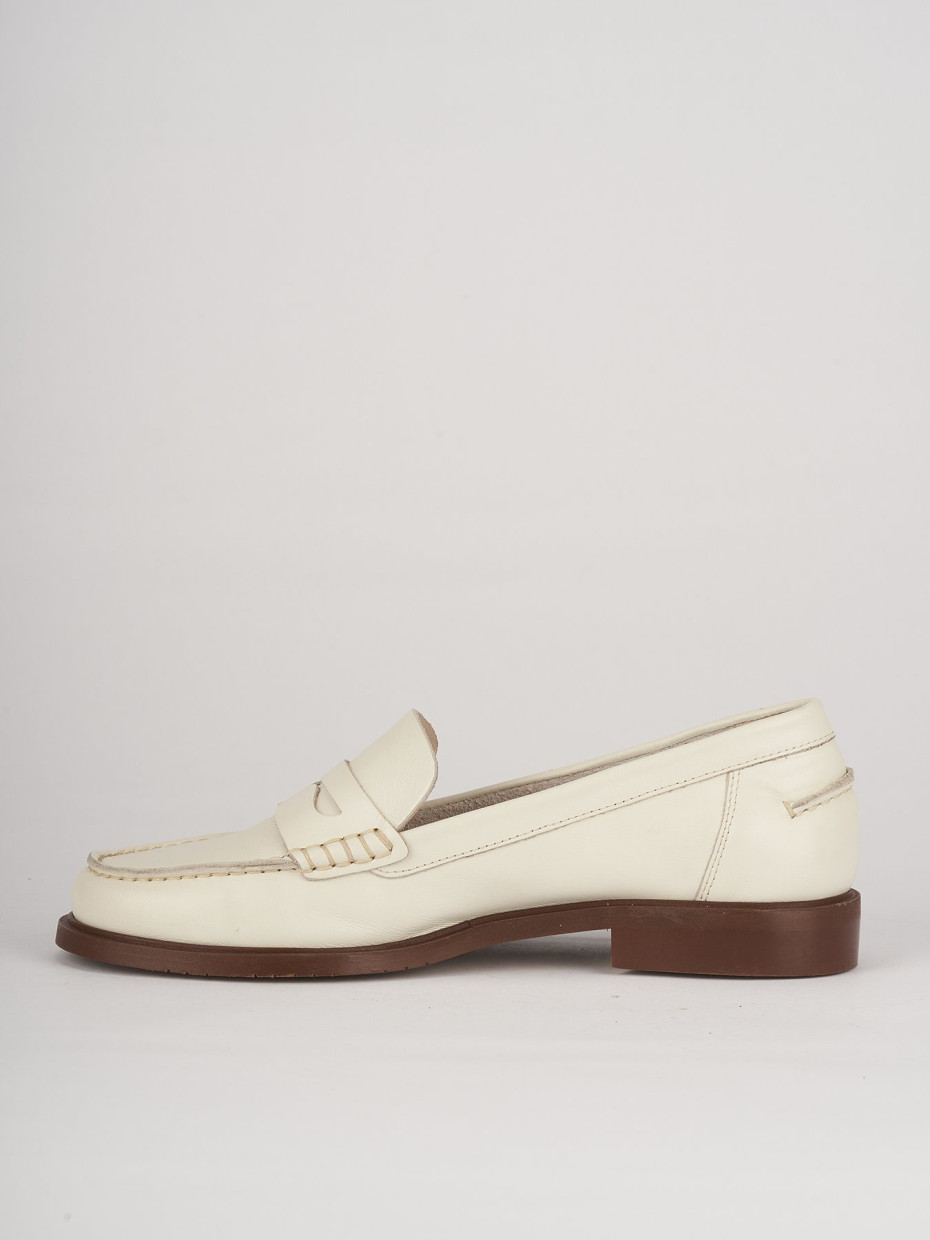 Mocassini tacco 1cm pelle beige