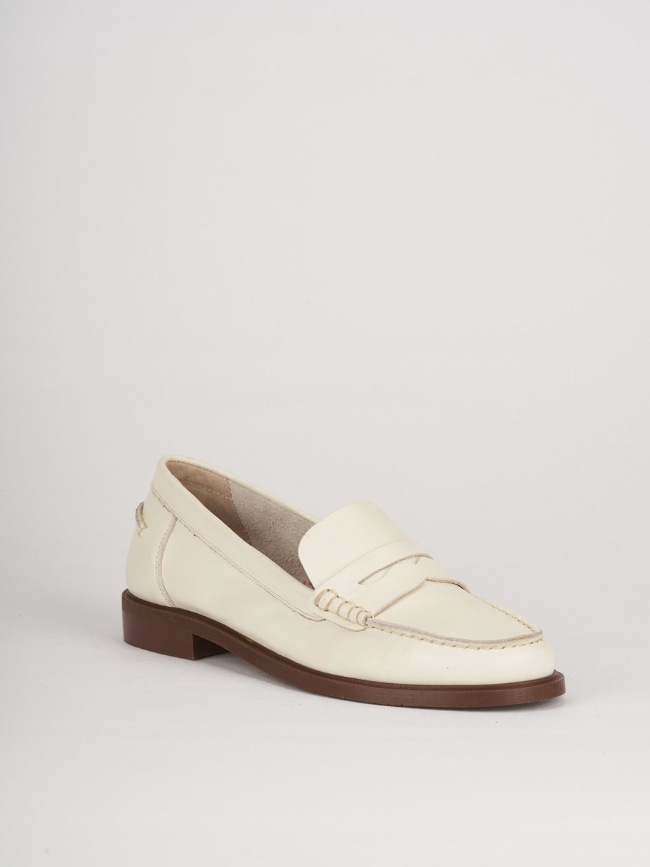 Mocassini tacco 1cm pelle beige
