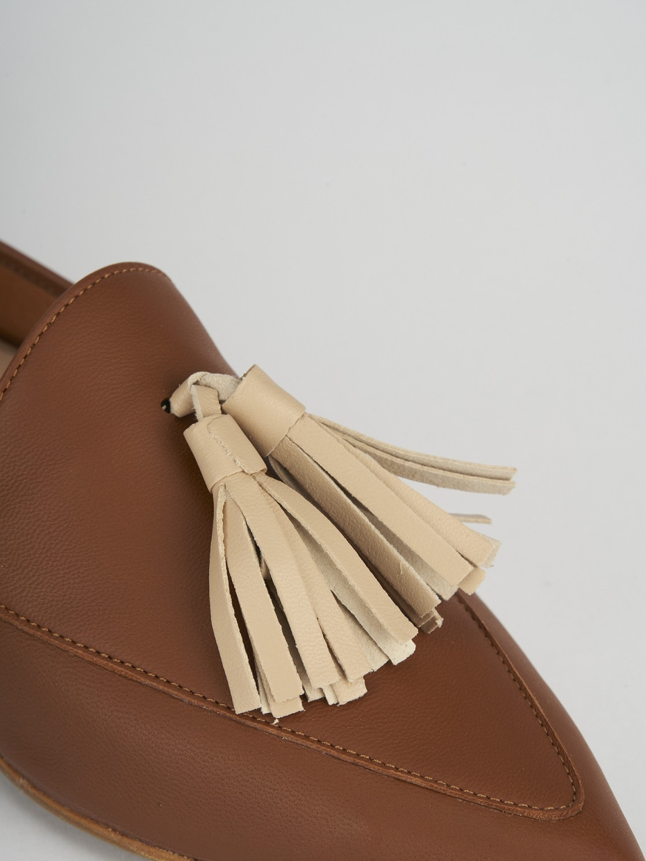 Mocassini tacco 1cm pelle marrone