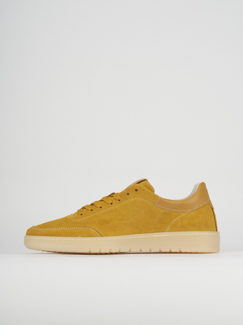 Sneakers yellow chamois