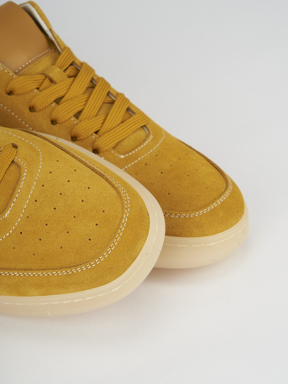 Sneakers camoscio giallo