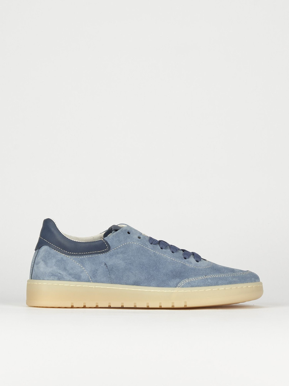 Sneakers light blue chamois