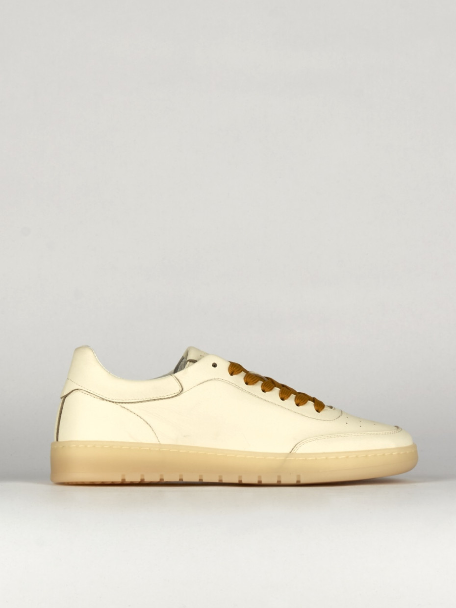 Sneakers white leather