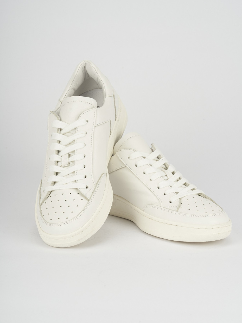 Sneakers white leather