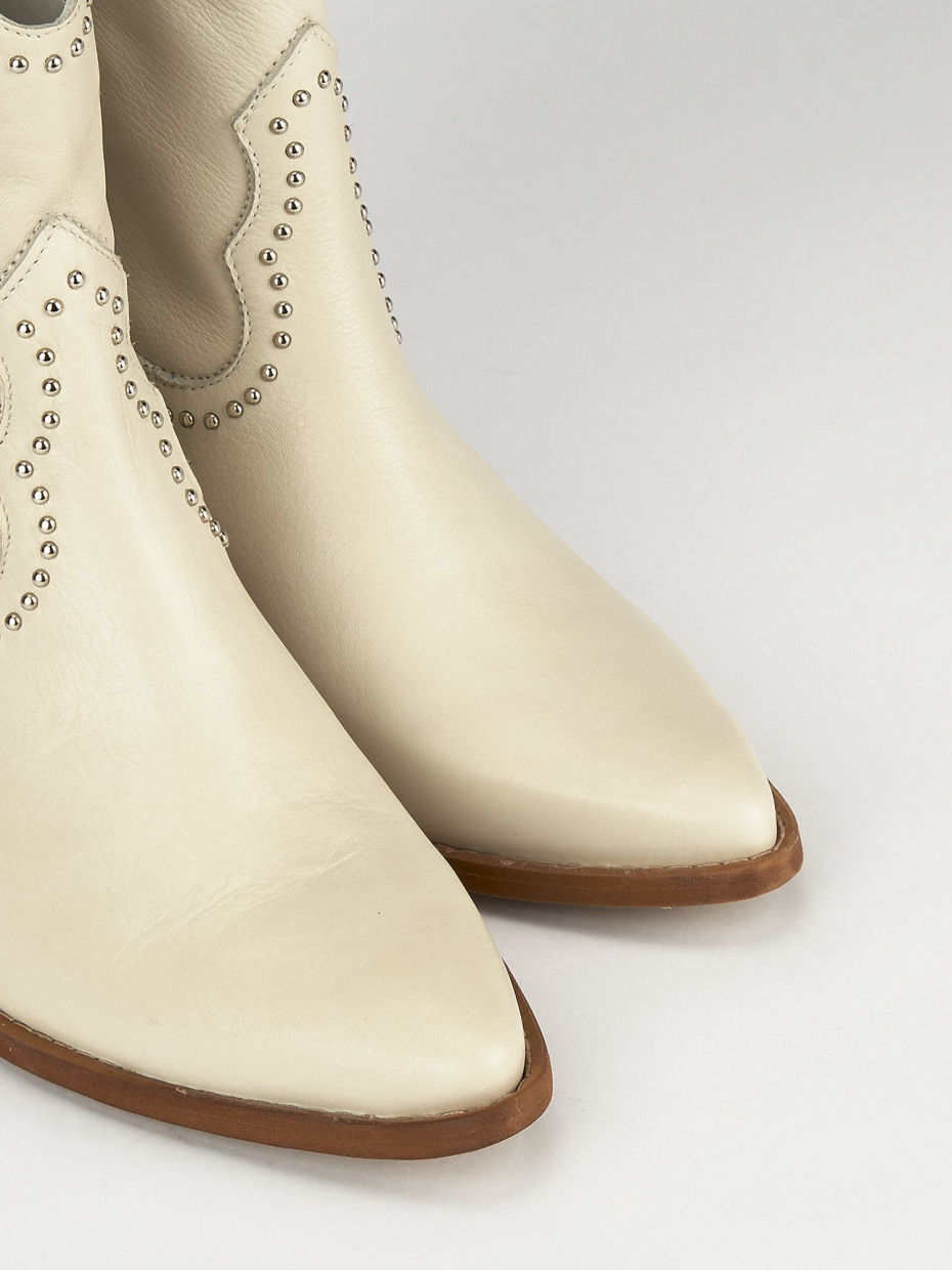 Stivaletti tacco 7cm pelle beige