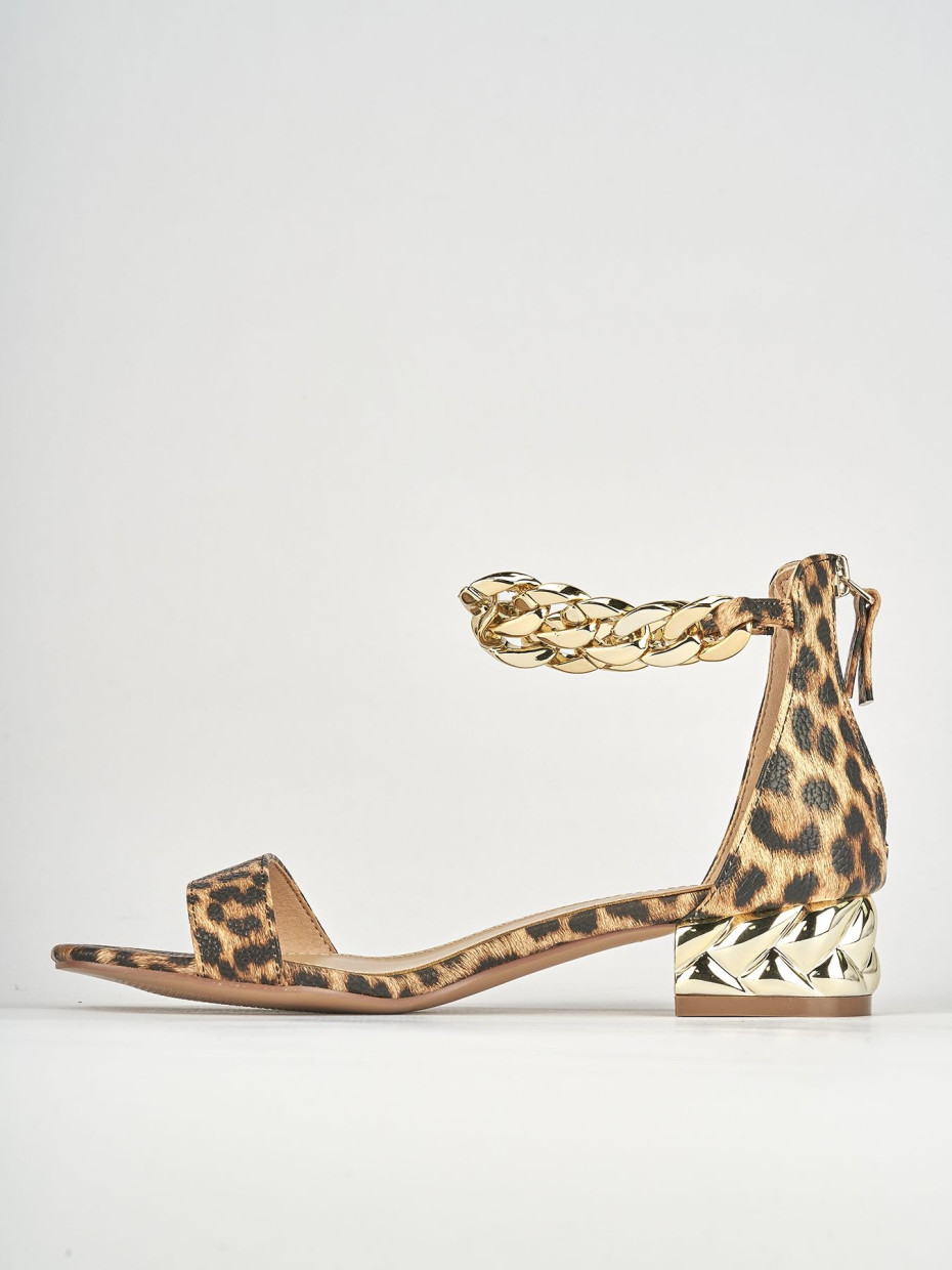 Multicolor sandals low heel store