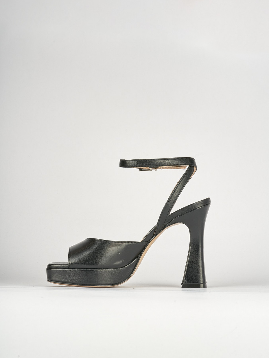 Sandalo tacco 10 cm  nero pelle