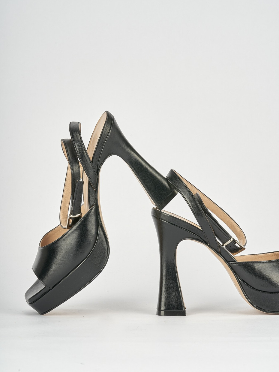 Sandalo tacco 10 cm  nero pelle