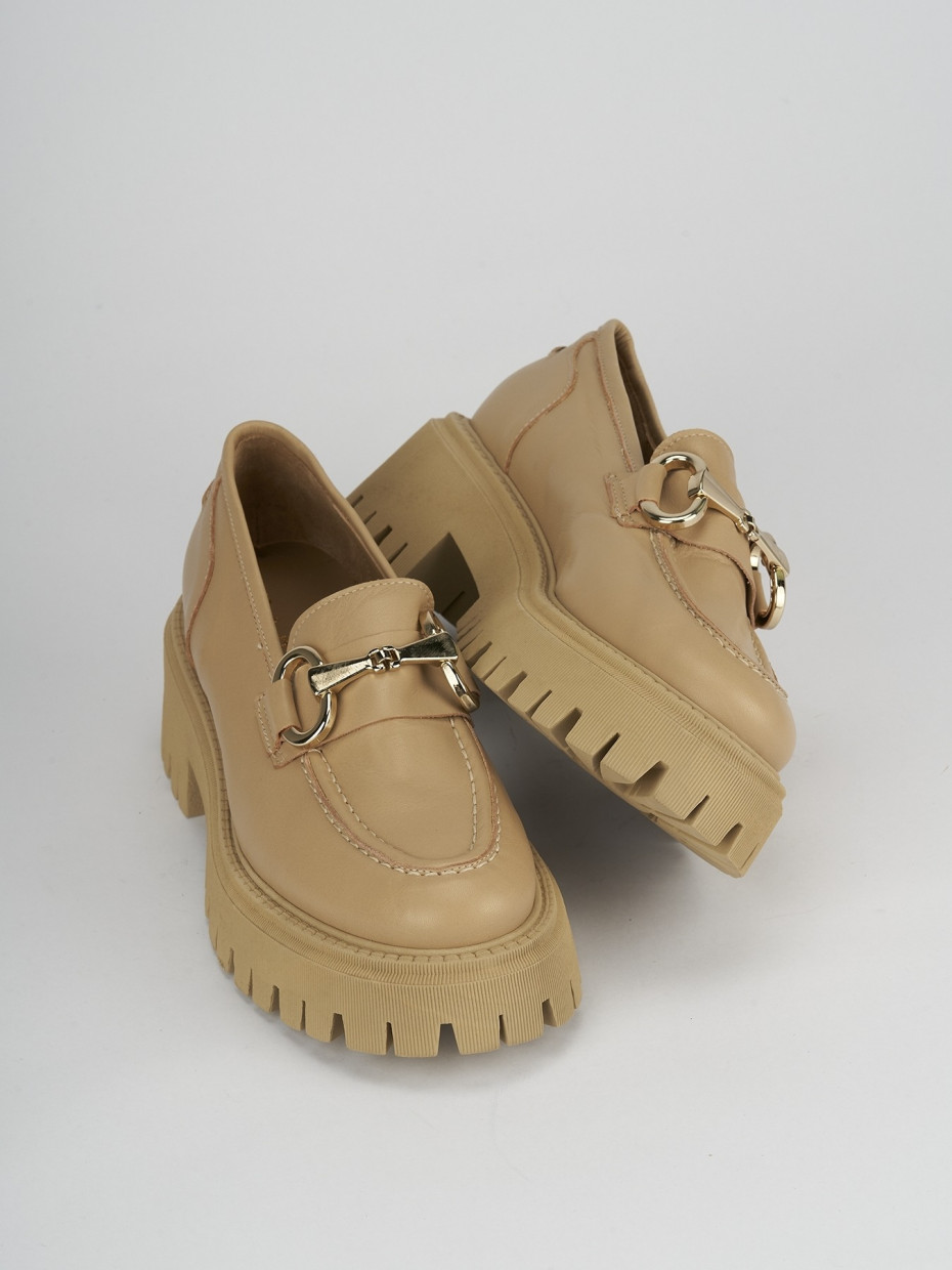 Mocassino tacco 1 cm marrone pelle