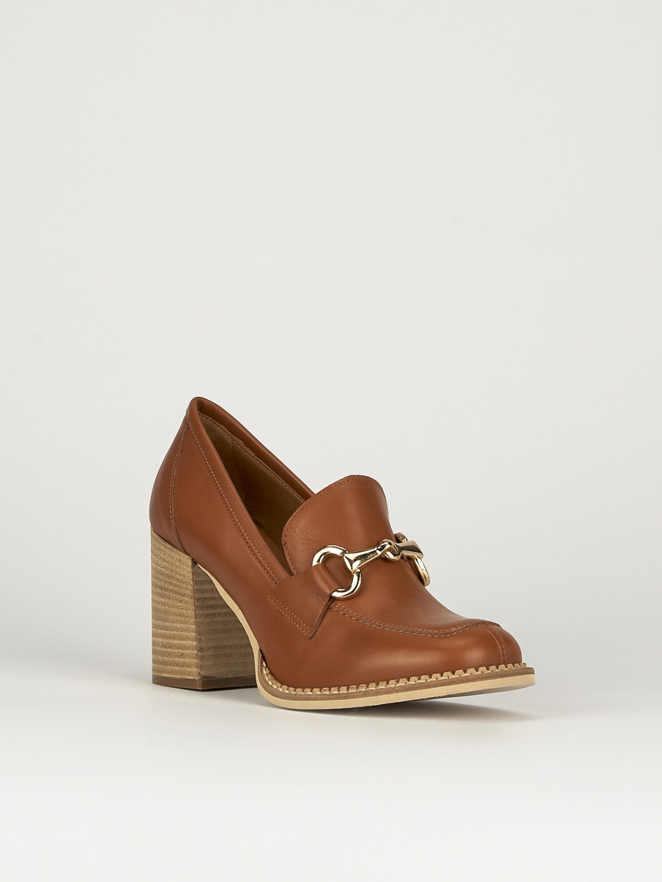 Mocassino tacco 7 cm marrone pelle