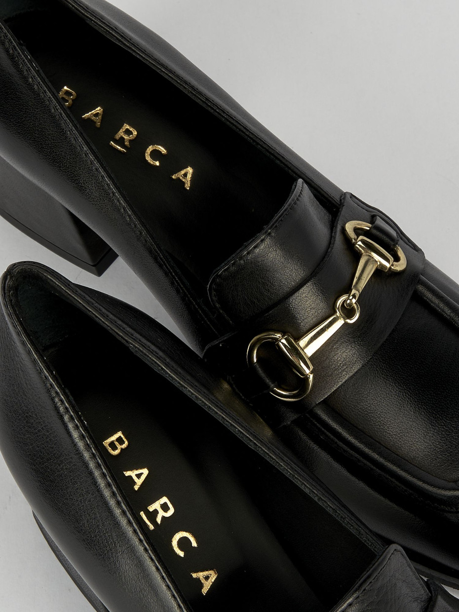 Loafers heel 5 cm black leather