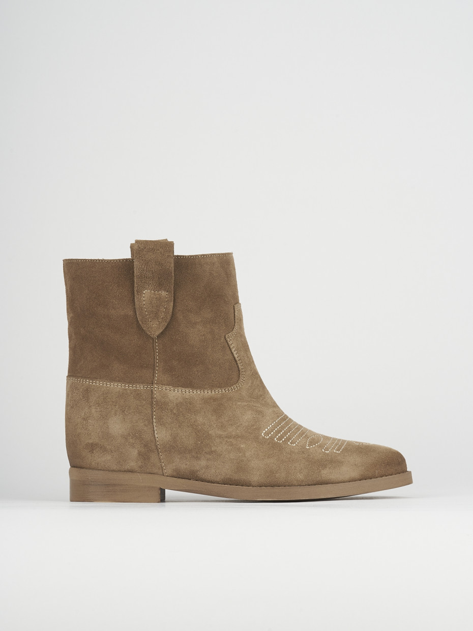 Low heel ankle boots heel 1 cm beige chamois