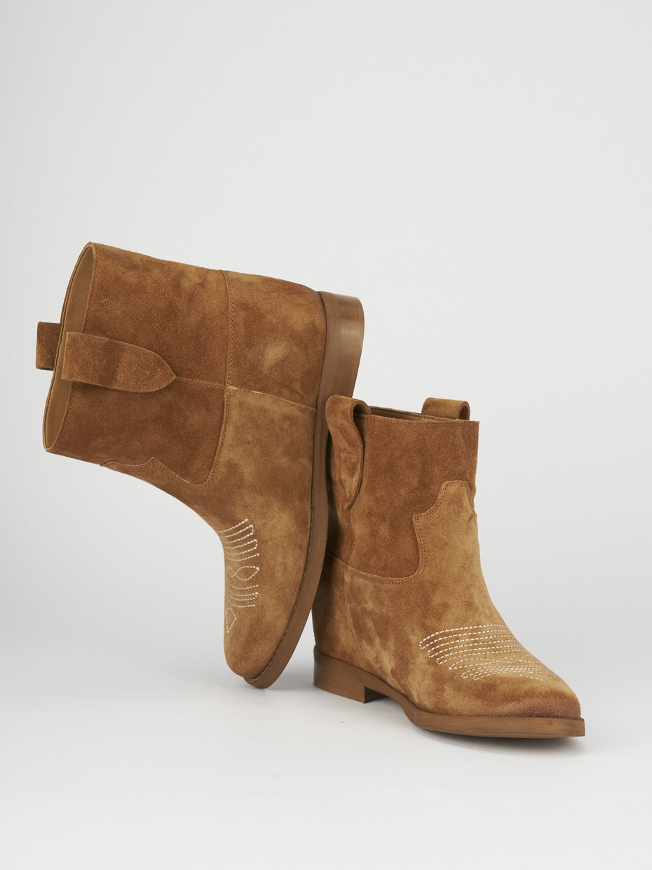 Low heel ankle boots heel 1 cm brown chamois