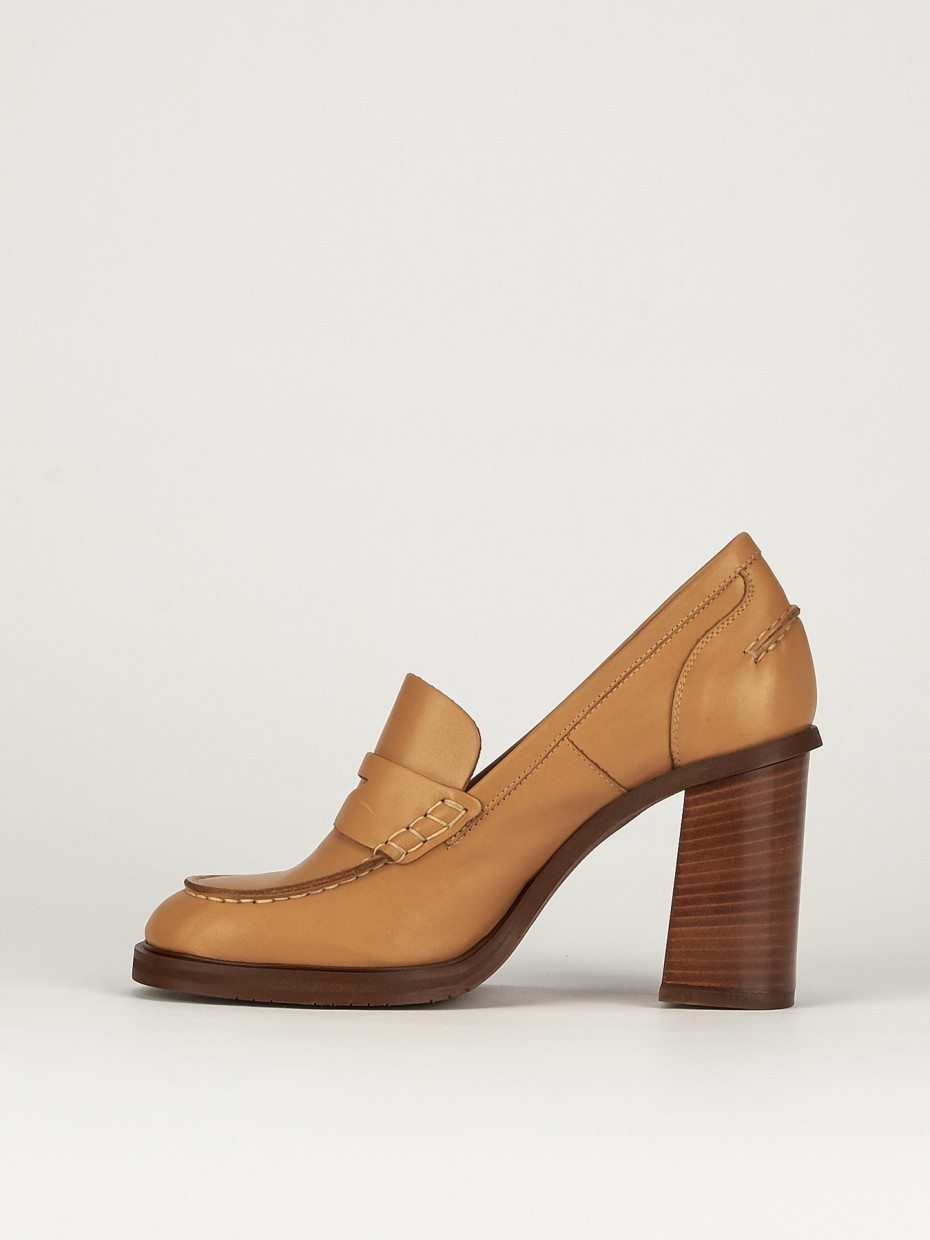 Mocassino tacco 9 cm marrone pelle