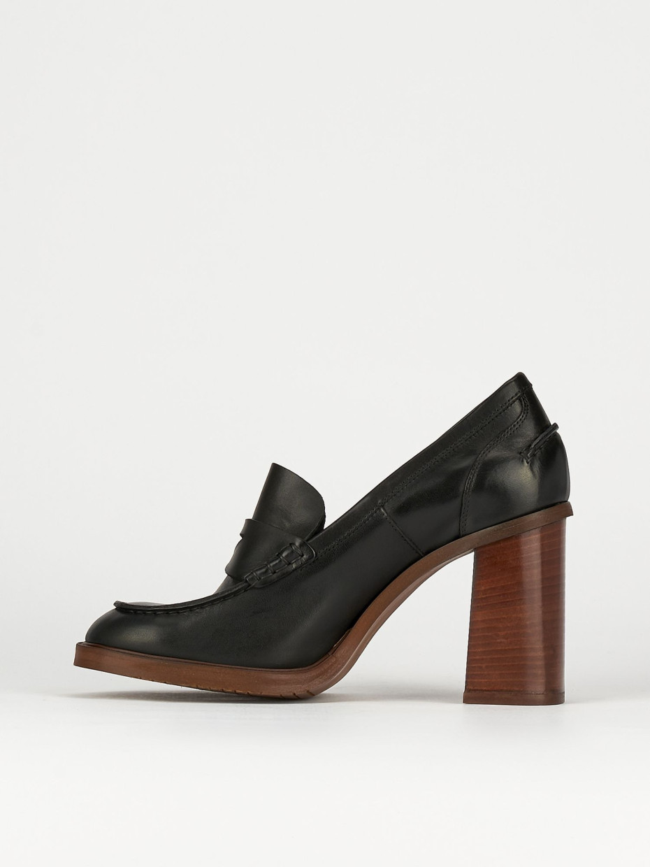 Mocassino tacco 9 cm nero pelle