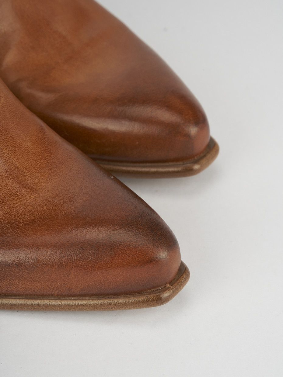 High heel boots heel 8 cm brown leather