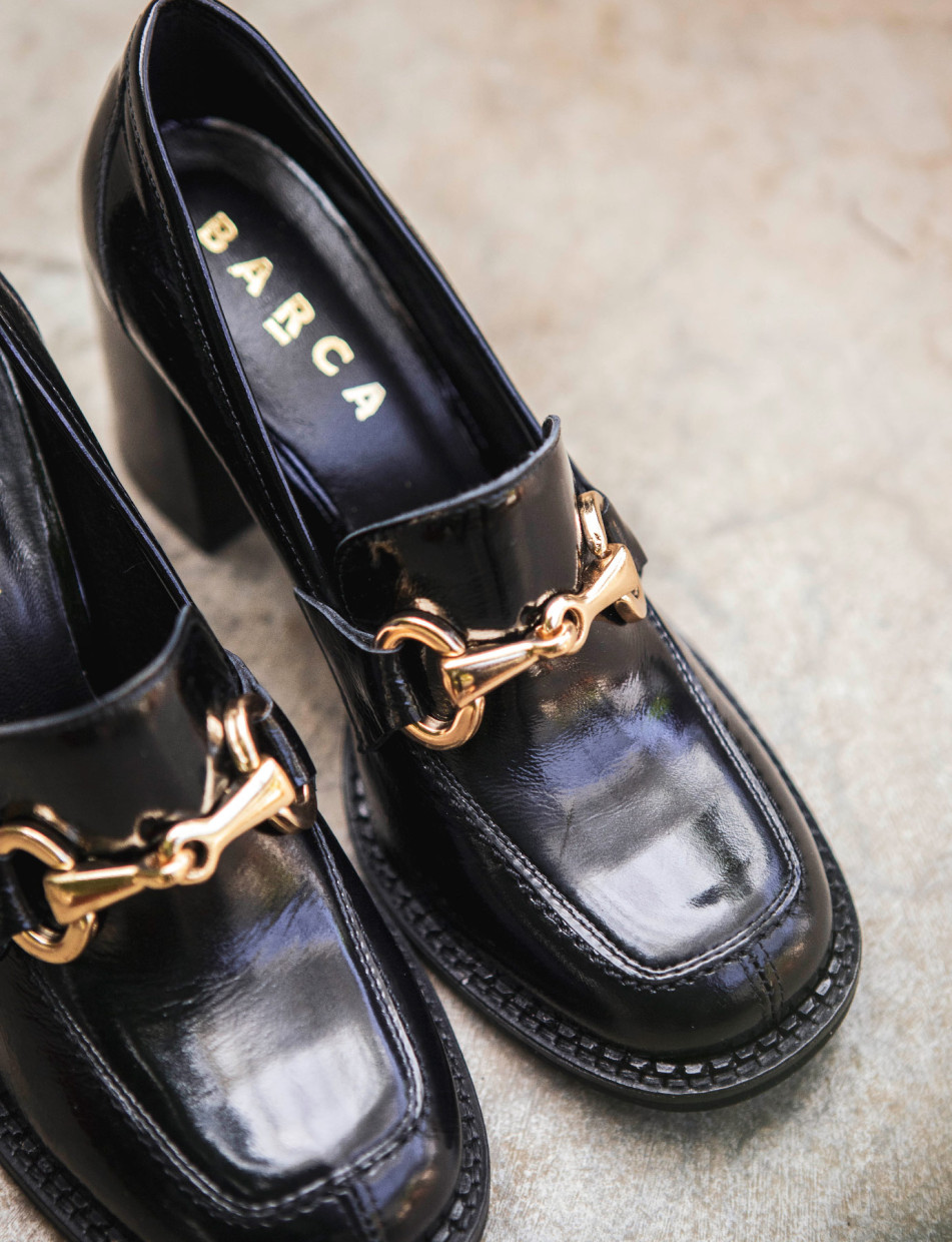 Loafers heel 8 cm black varnish