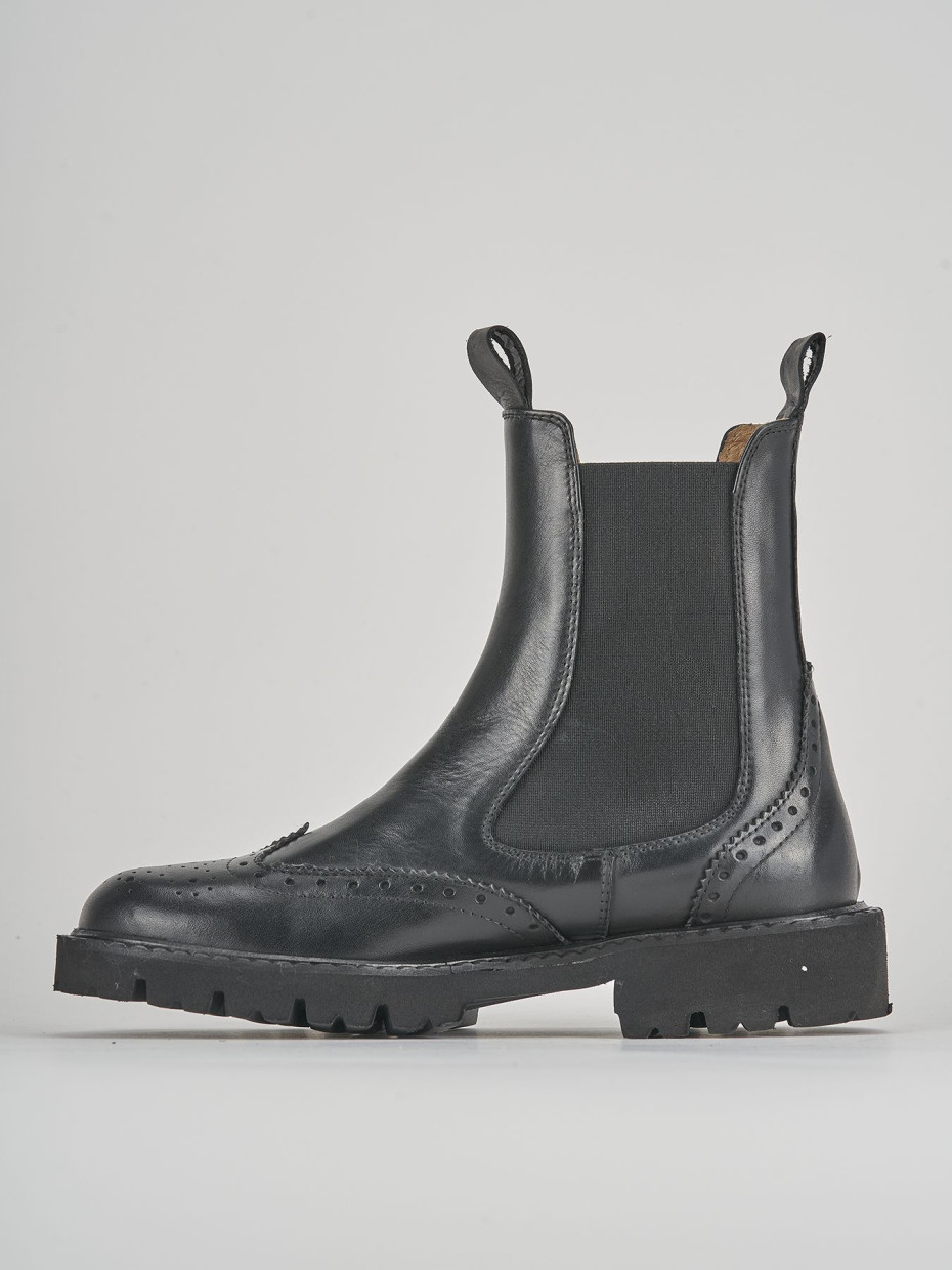 Low heel ankle boots heel 2 cm black leather