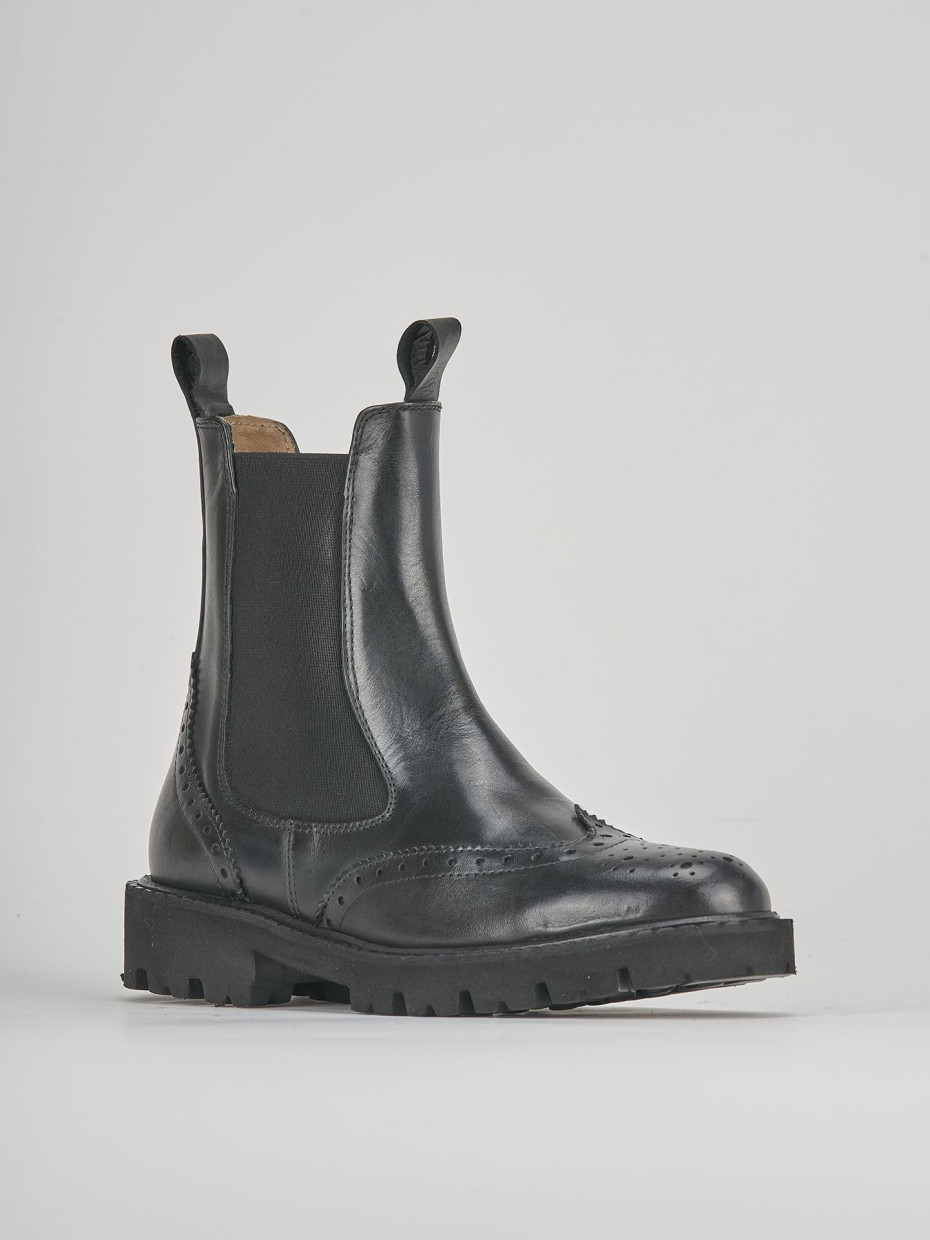 Low heel ankle boots heel 2 cm black leather