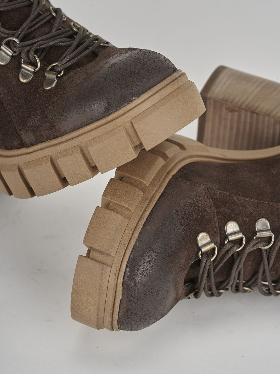 Combat boots woman heel 9 cm dark brown suede Barca Stores