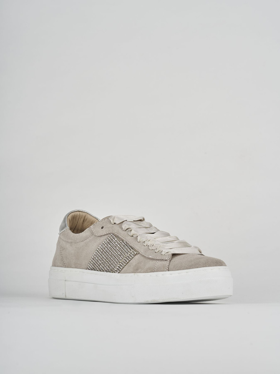 Sneakers grey suede