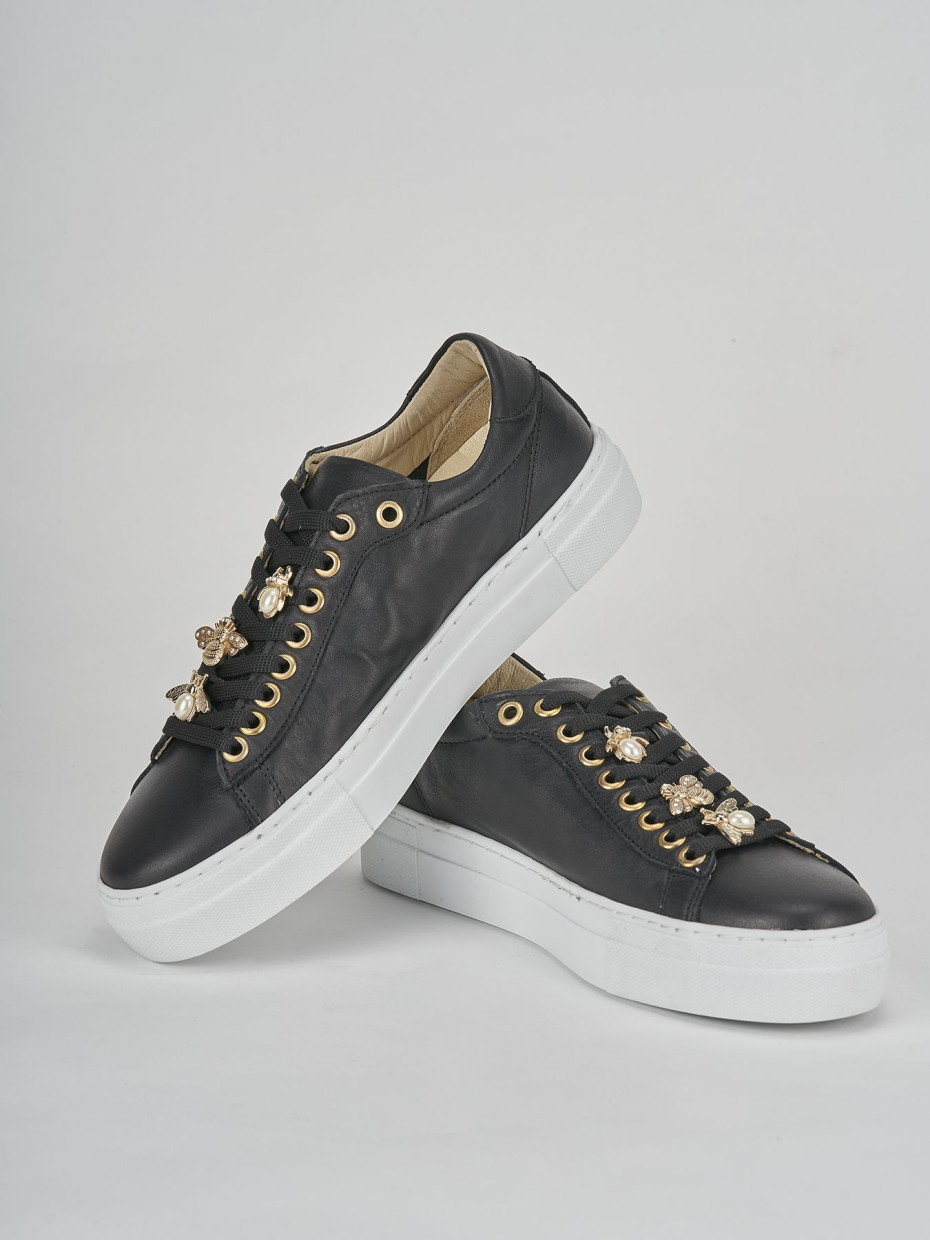 Sneakers black leather