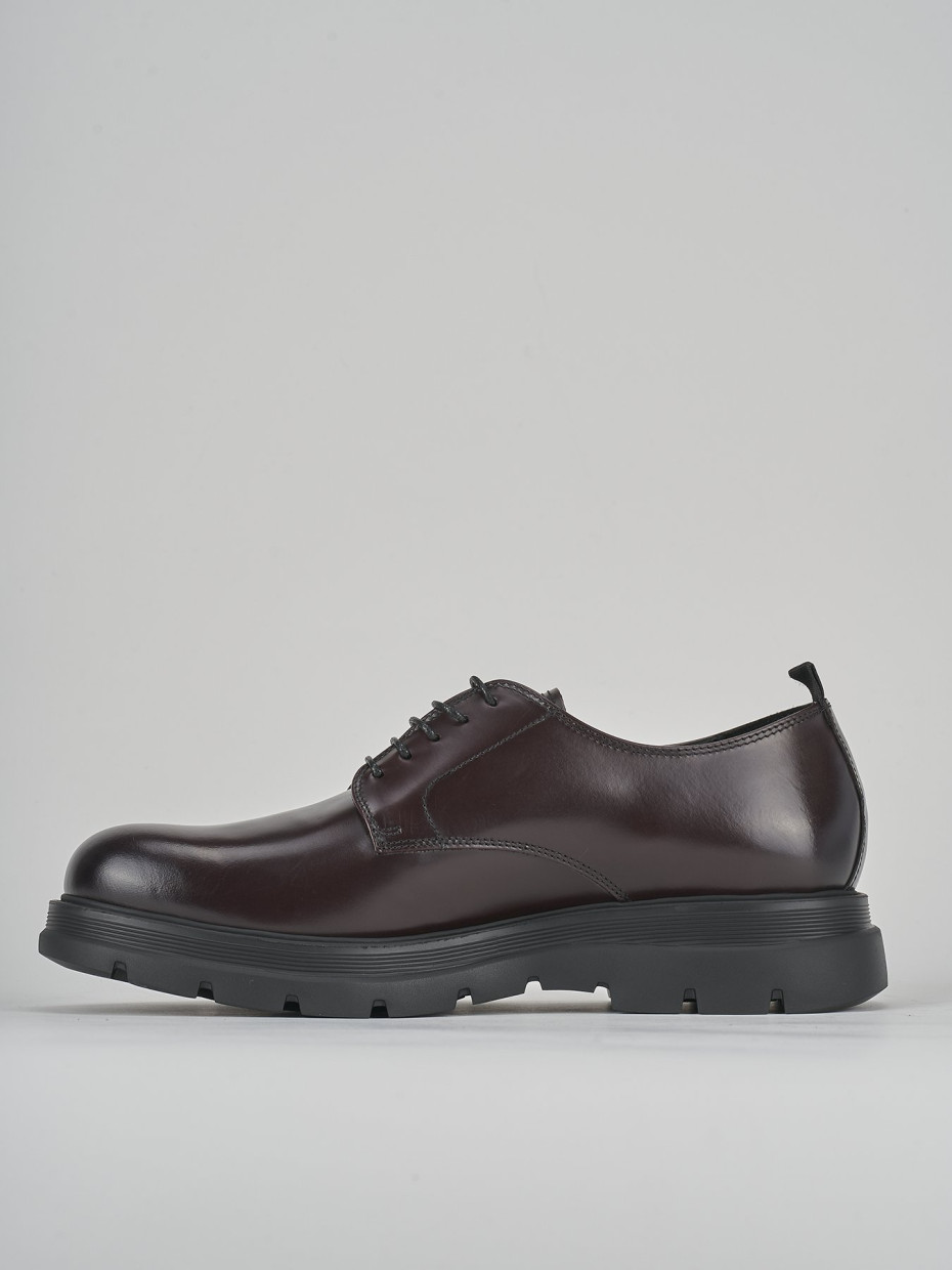 Lace-up shoes bordeaux leather