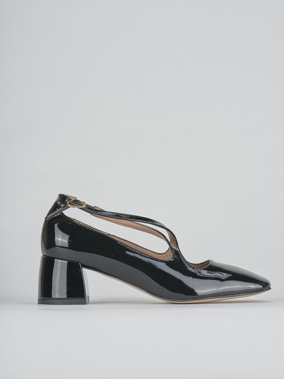 Pumps heel 5 cm black leather