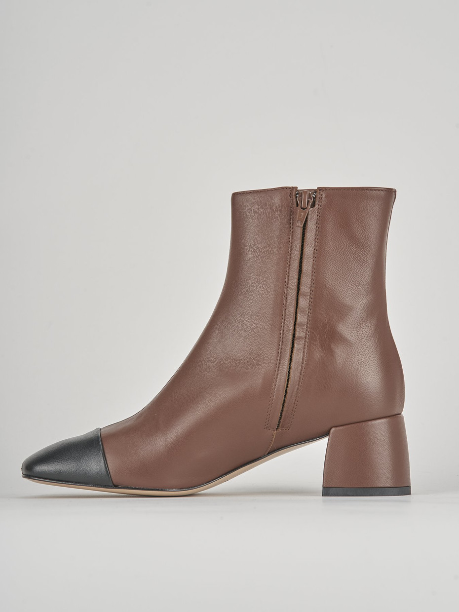 High heel ankle boots heel 6 cm brown leather