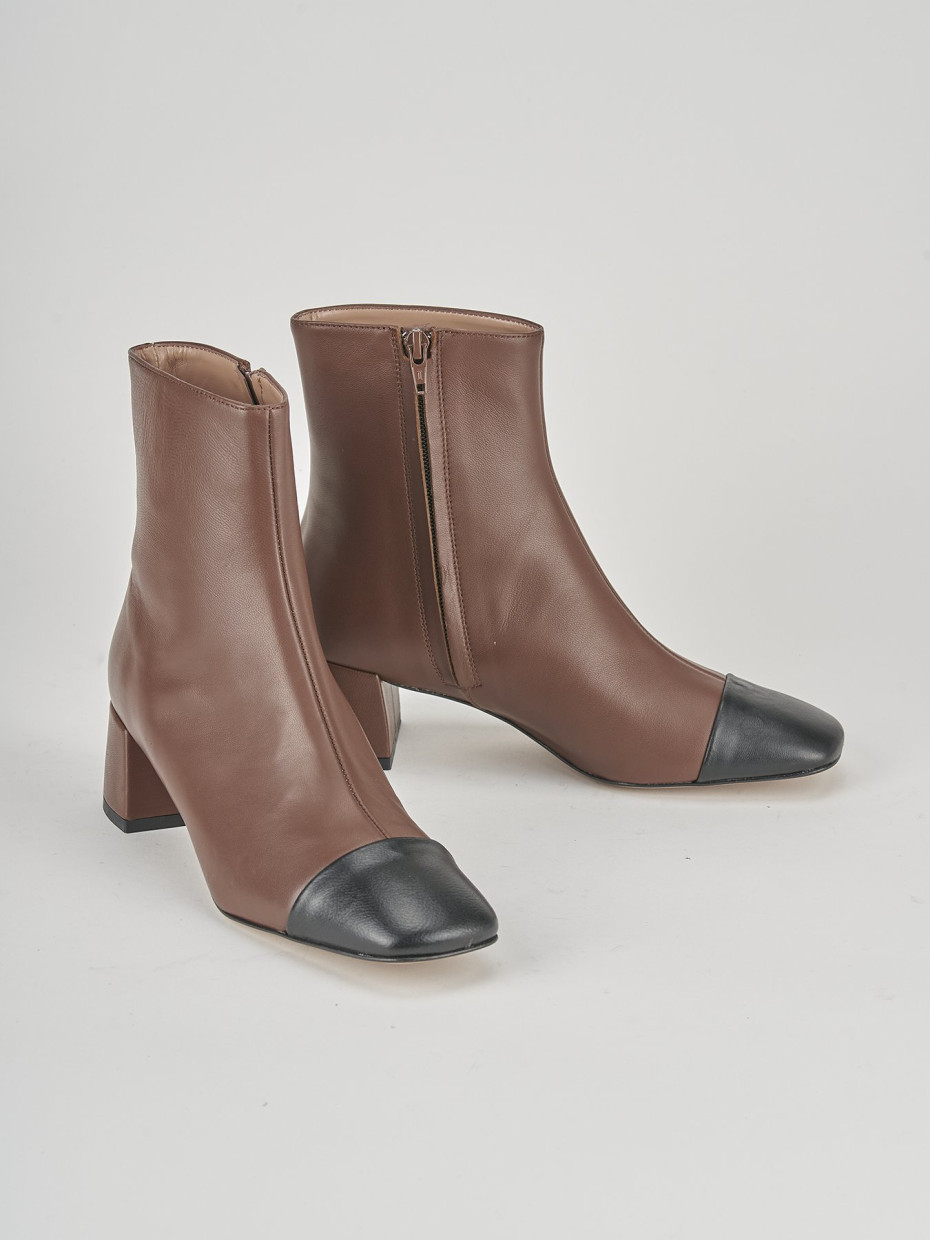 Stivaletti tacco 6 cm deals