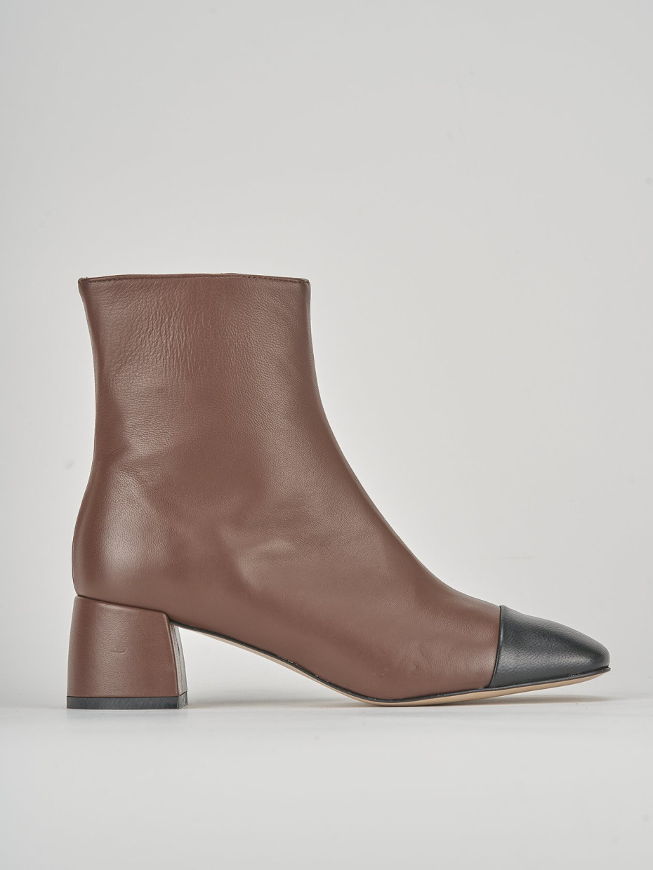 High heel ankle boots heel 6 cm brown leather