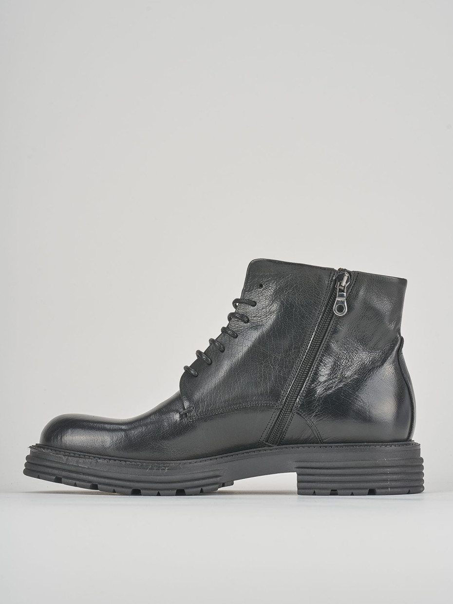 Combat boots black leather