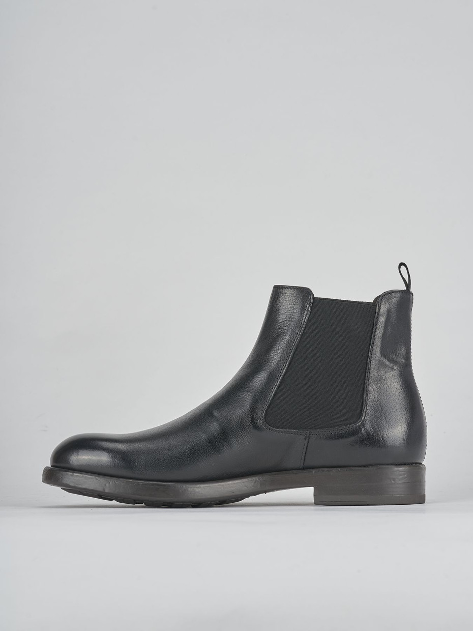 Ankle boots black leather