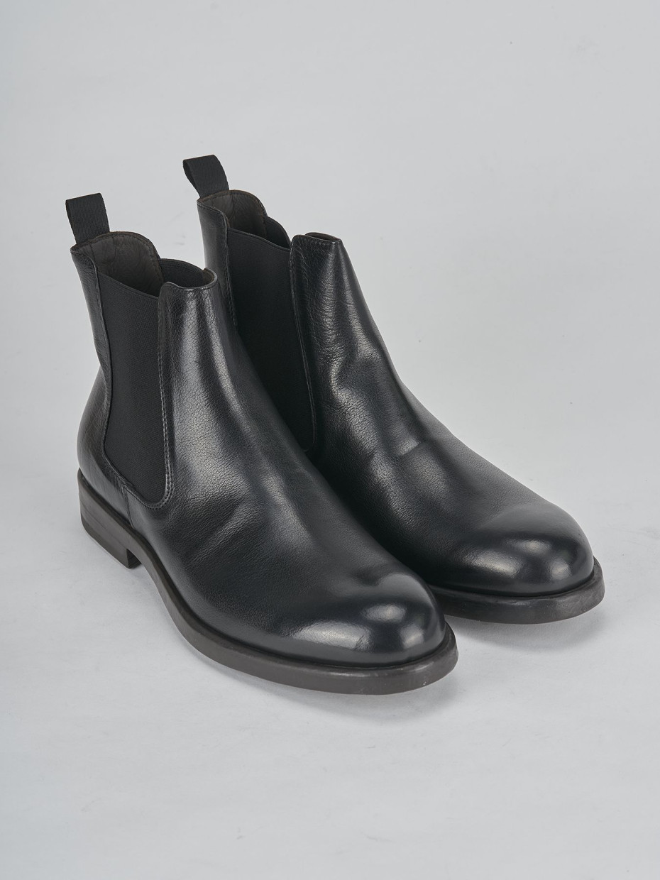 Ankle boots black leather