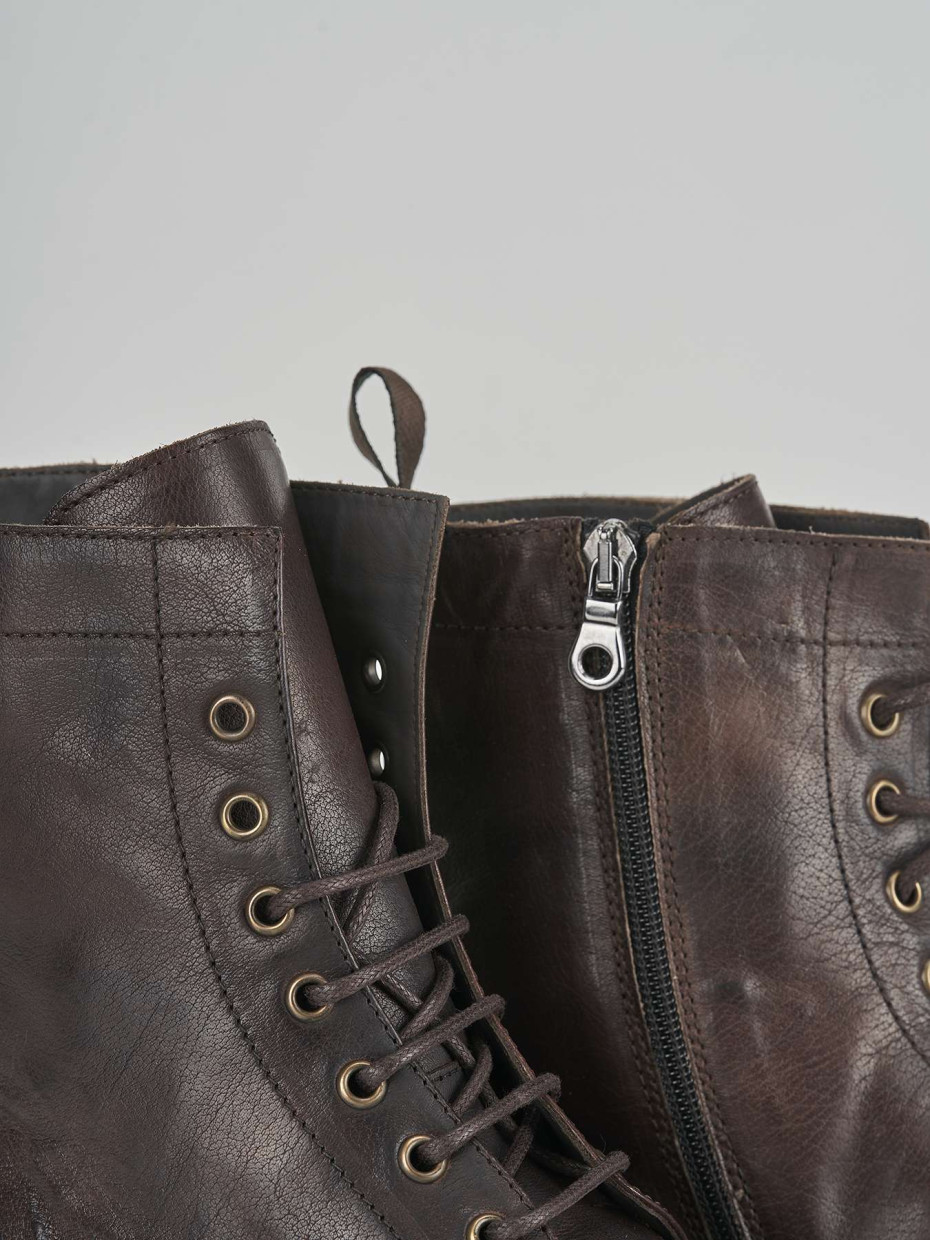 Combat boots dark brown leather