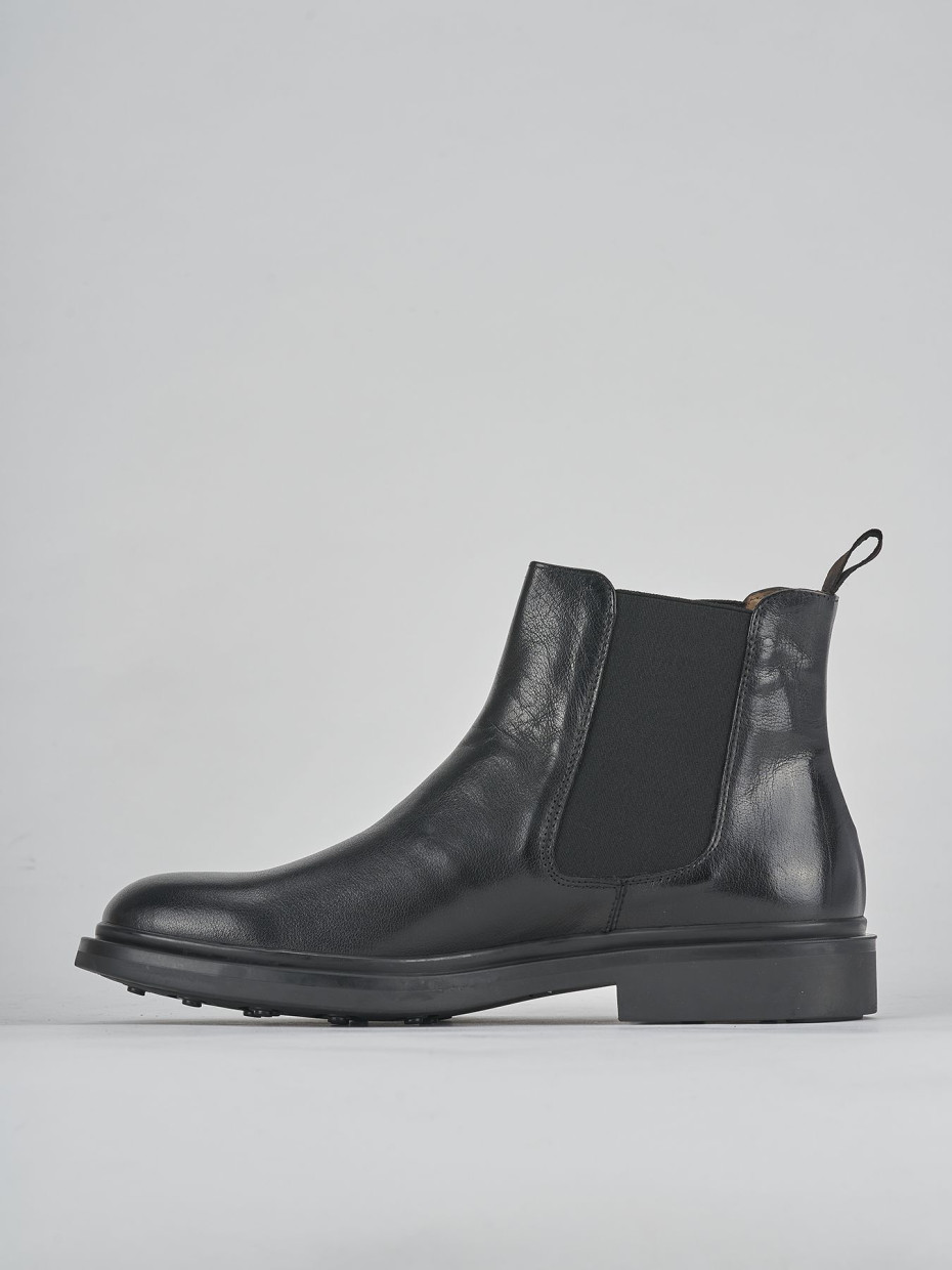 Ankle boots black leather