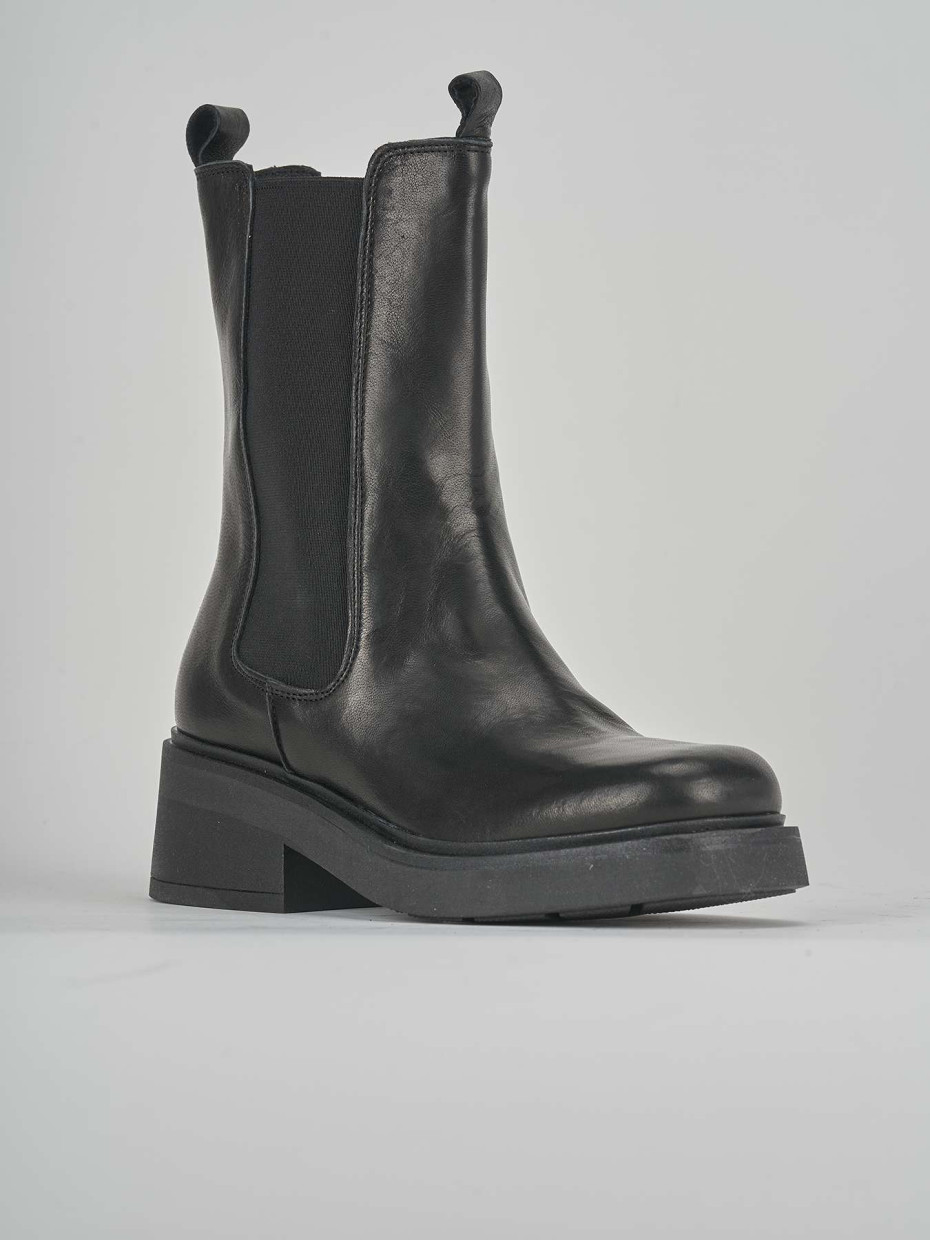 Stivaletti tacco 3cm pelle nero