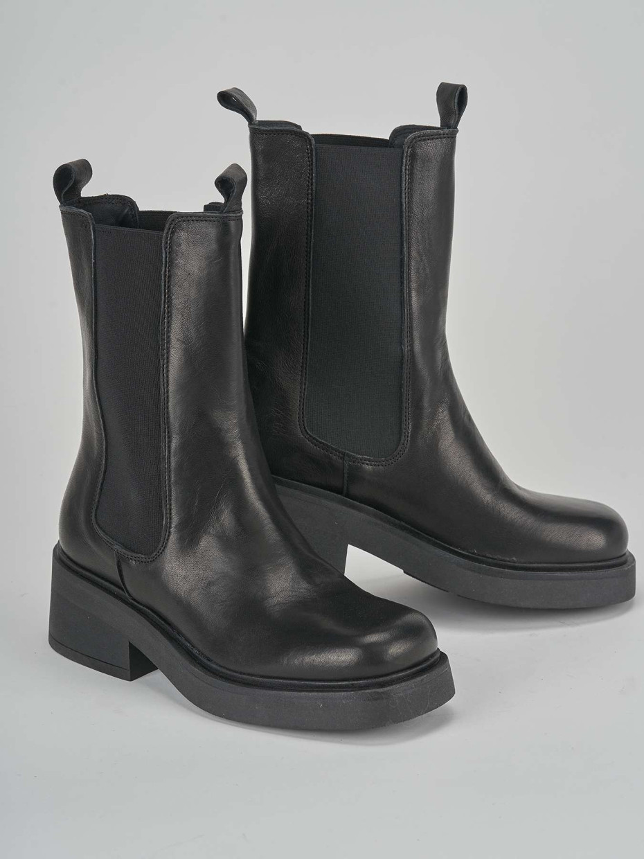 Stivaletti tacco 3cm pelle nero