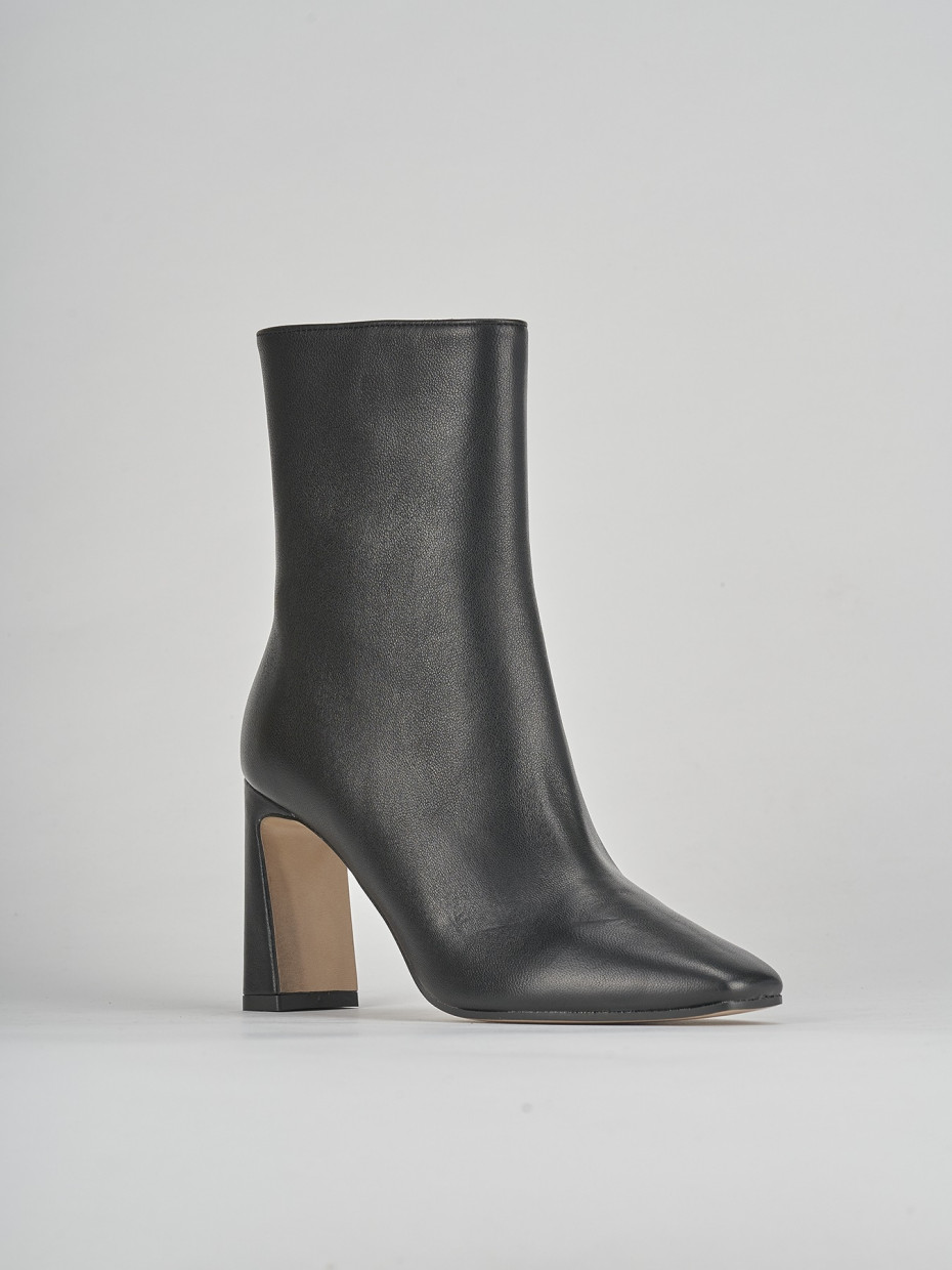 High heel ankle boots woman heel 9 cm black leather Barca Stores