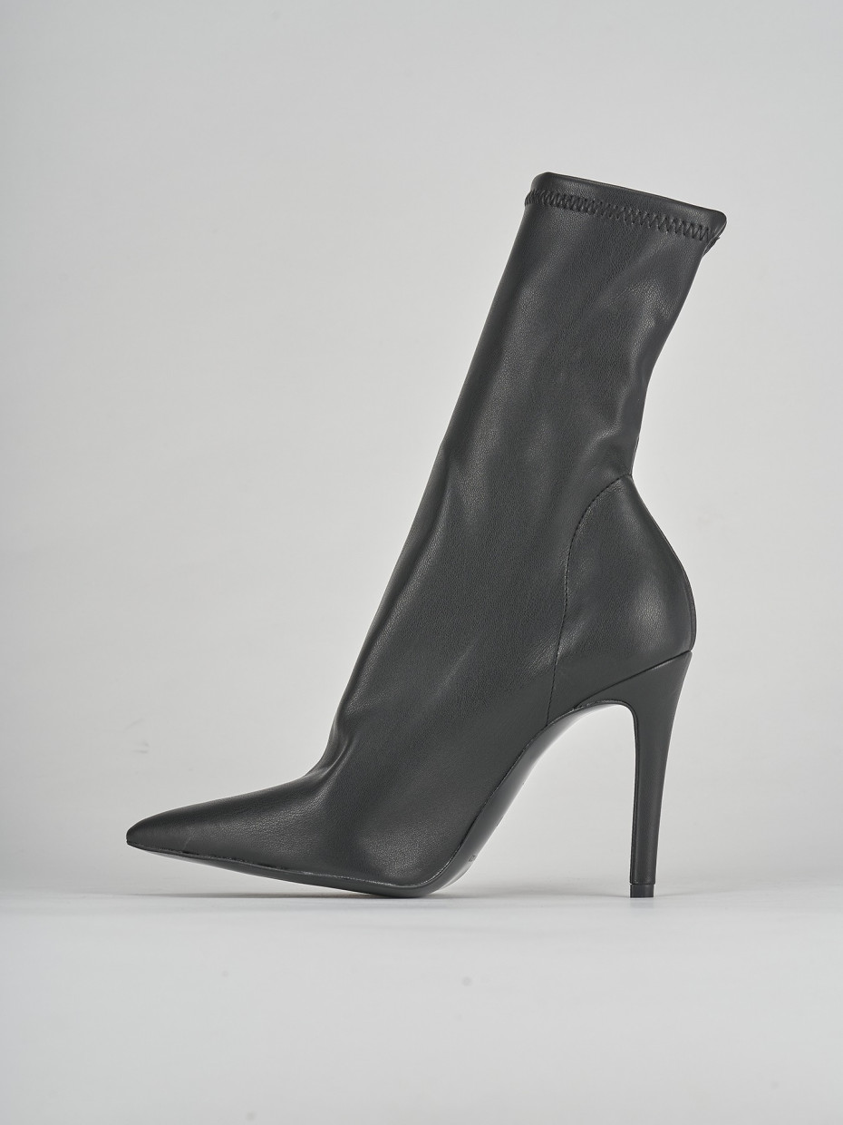 High heel ankle boots heel 10 cm black leather