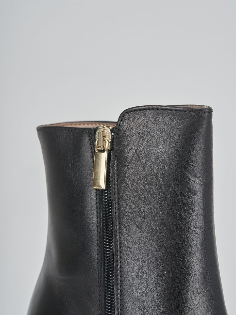 Stivaletti tacco 7cm pelle nero