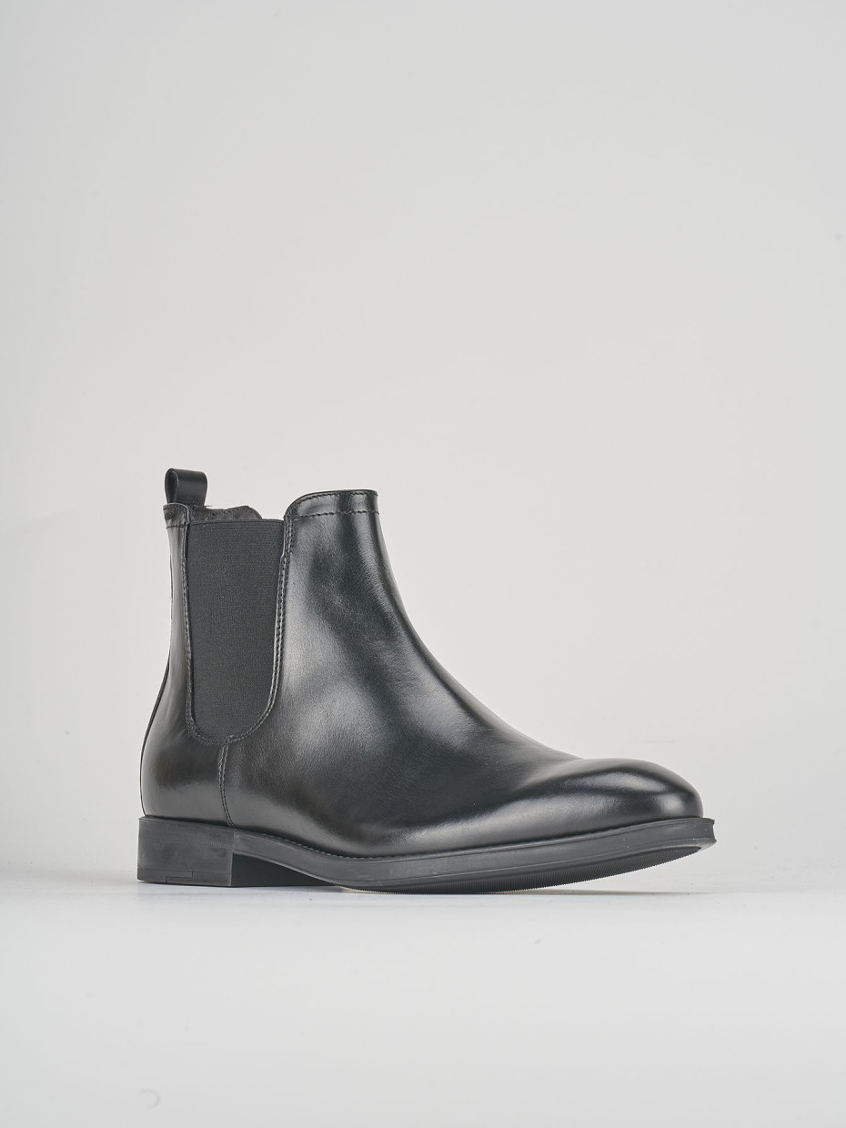 Ankle boots black leather