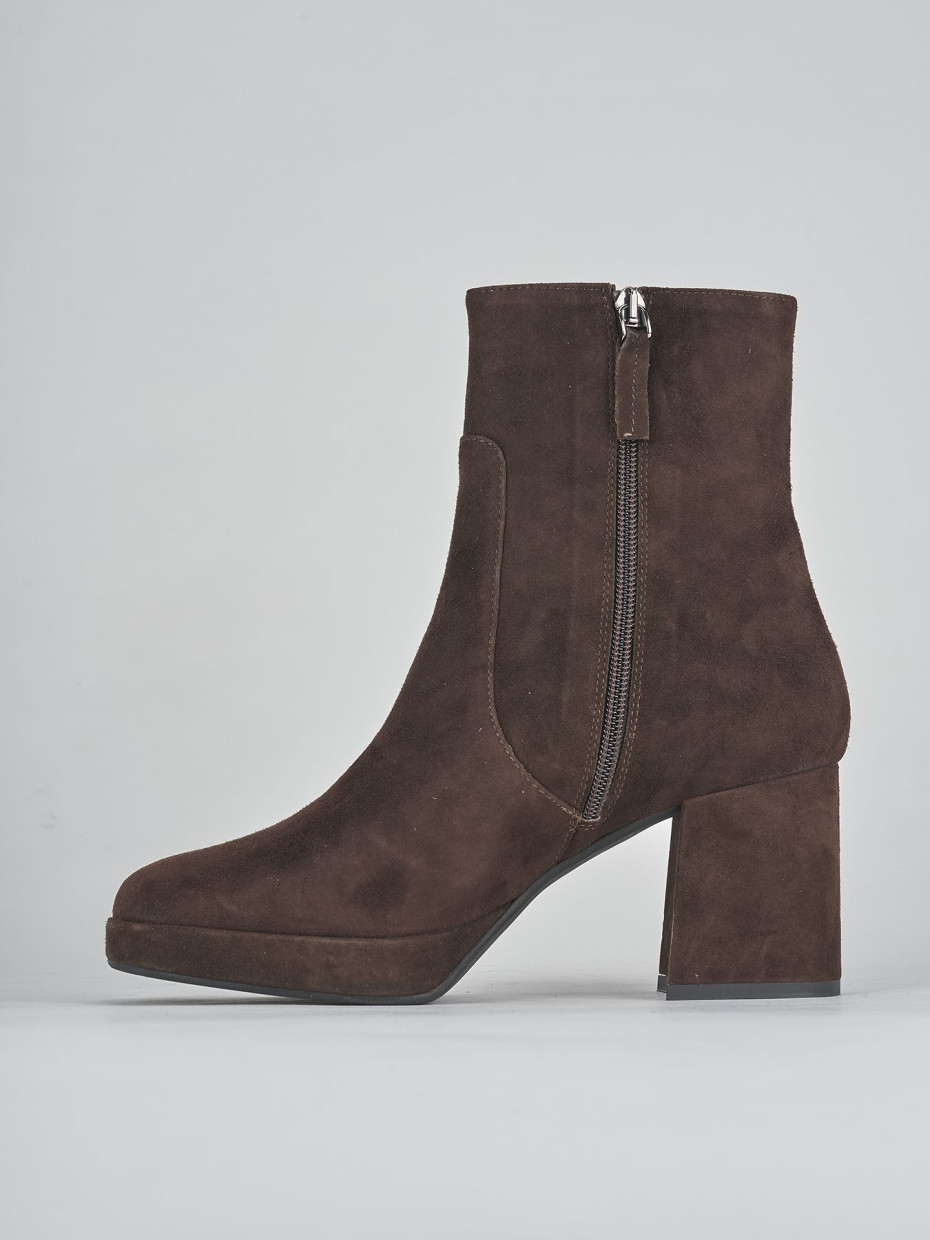 Stivaletti tacco 6cm camoscio testa